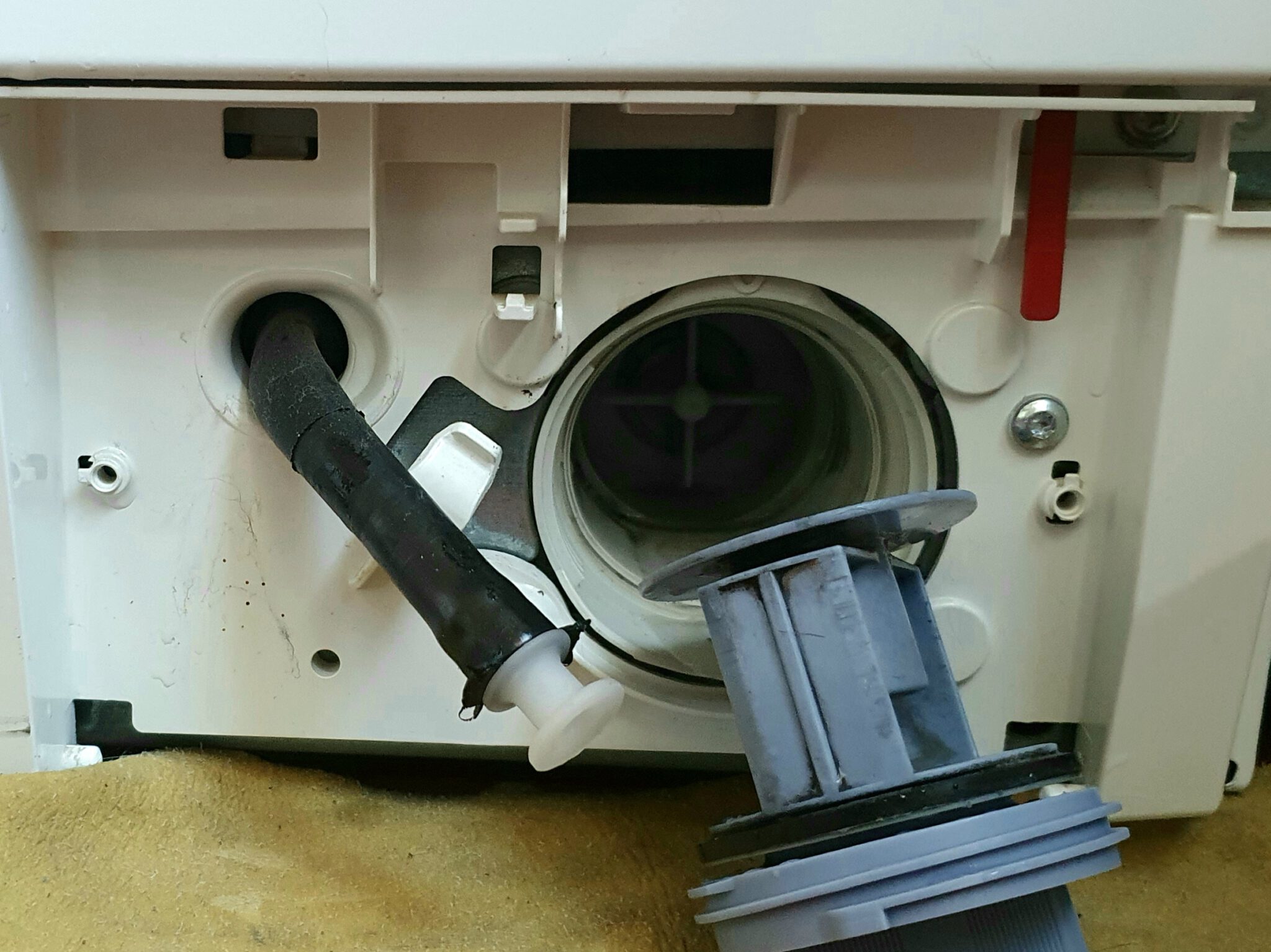 De kapotte wasmachine De kleurrijke schrijvers